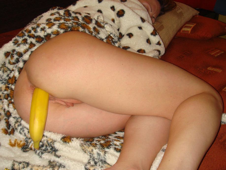 Анальная мастурбация бананом, фото домашнее порно