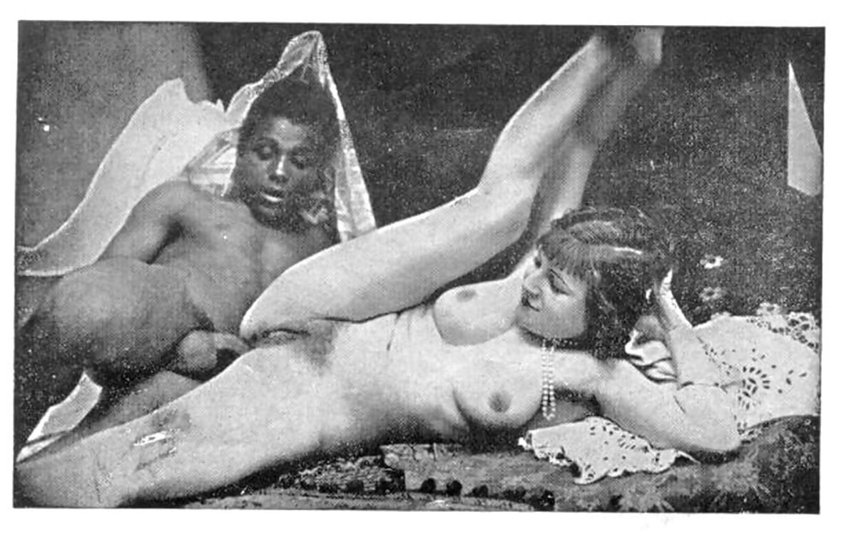 негр вставляет член в волосатую вагину толстой белой женщины, обои девушки ретро фото