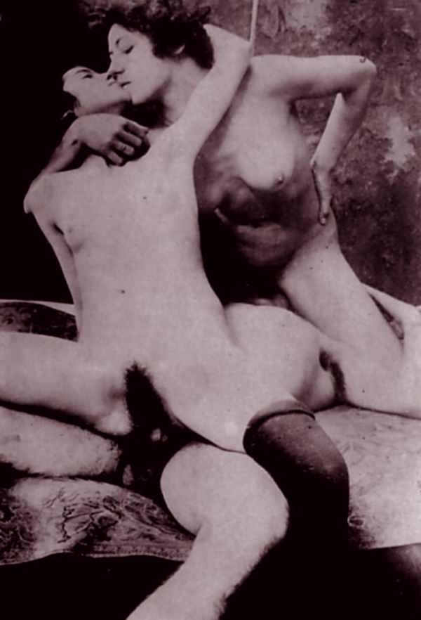 Первый триолизм на эротической фотографии, ретро порно фото
