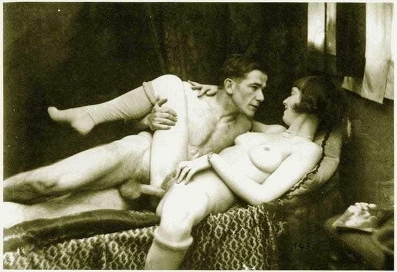 мужчина и женщина в позе секса, ретро фото эротика