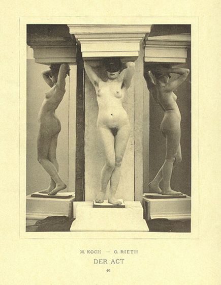 голая девушка в акте с двумя зеркалами, ретро фото эротика