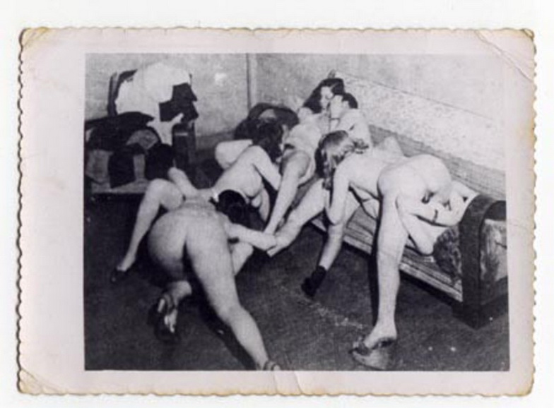 групповой секс пяти школьниц с одним учителем, ретро секс фото