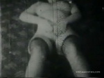 кадр с голой девушкой из ретро видео порно фильма 1