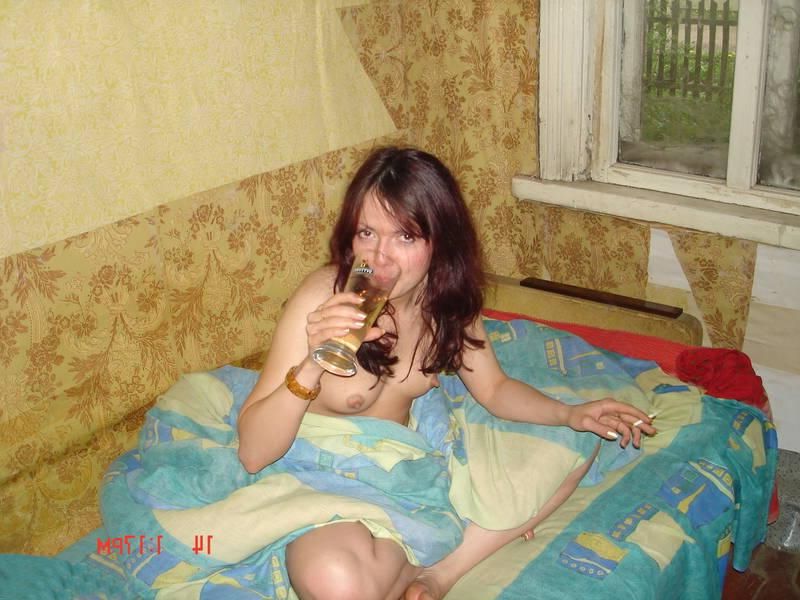 шампанское в постель, фото русской домашней эротики