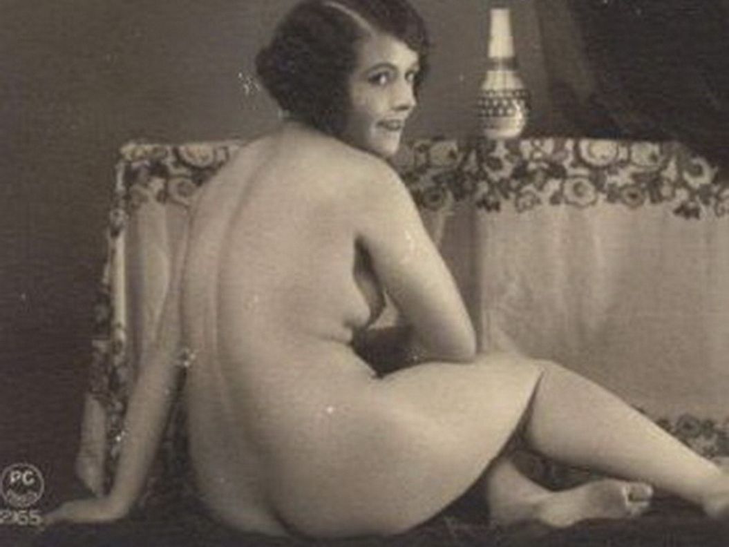 полная женщина голая в ретро фото фото 70
