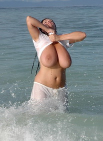 женщина с большой грудью фото 011