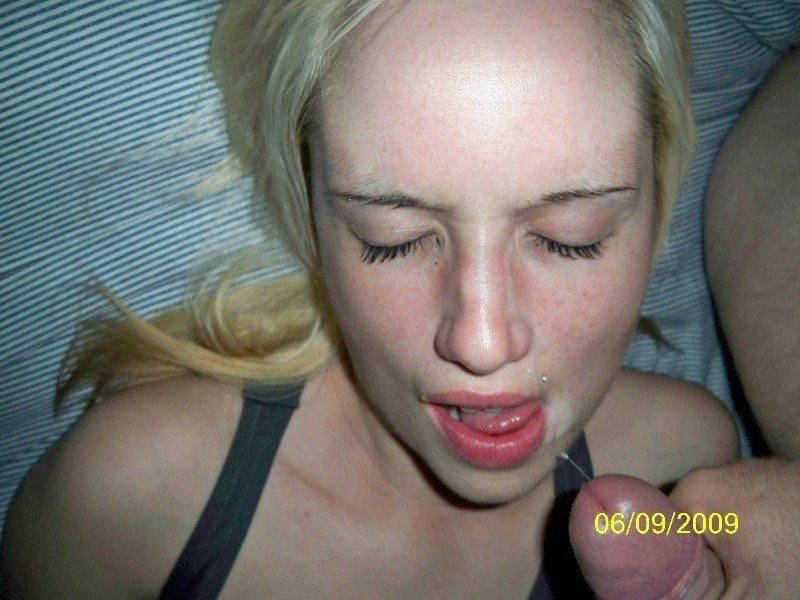 жена слизывает сперму с губ, сперма порно