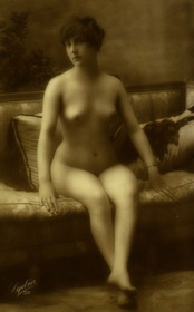 голая девушка ретро фото 0062