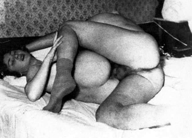 домашний секс в позе сзади на боку, ретро немецкое порно фото